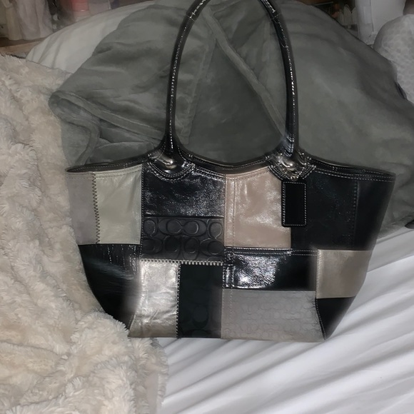 🛍2PC COACH SET 🛍 - Picture 2 of 12